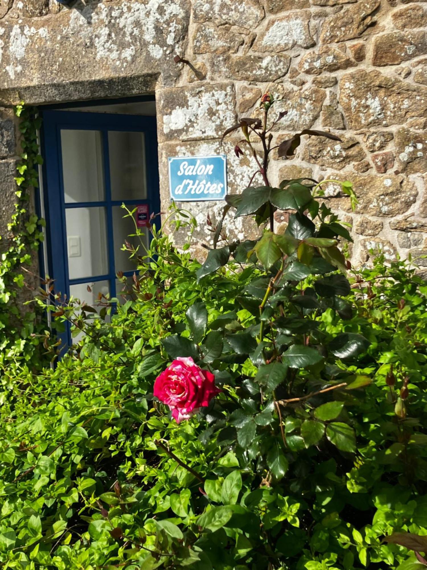 Ar Couette Bed and Breakfast Bono Buitenkant foto