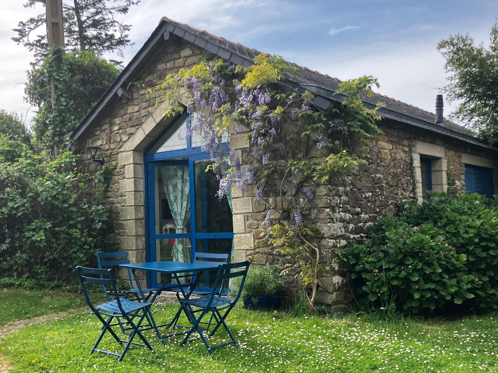 Ar Couette Bed and Breakfast Bono Buitenkant foto